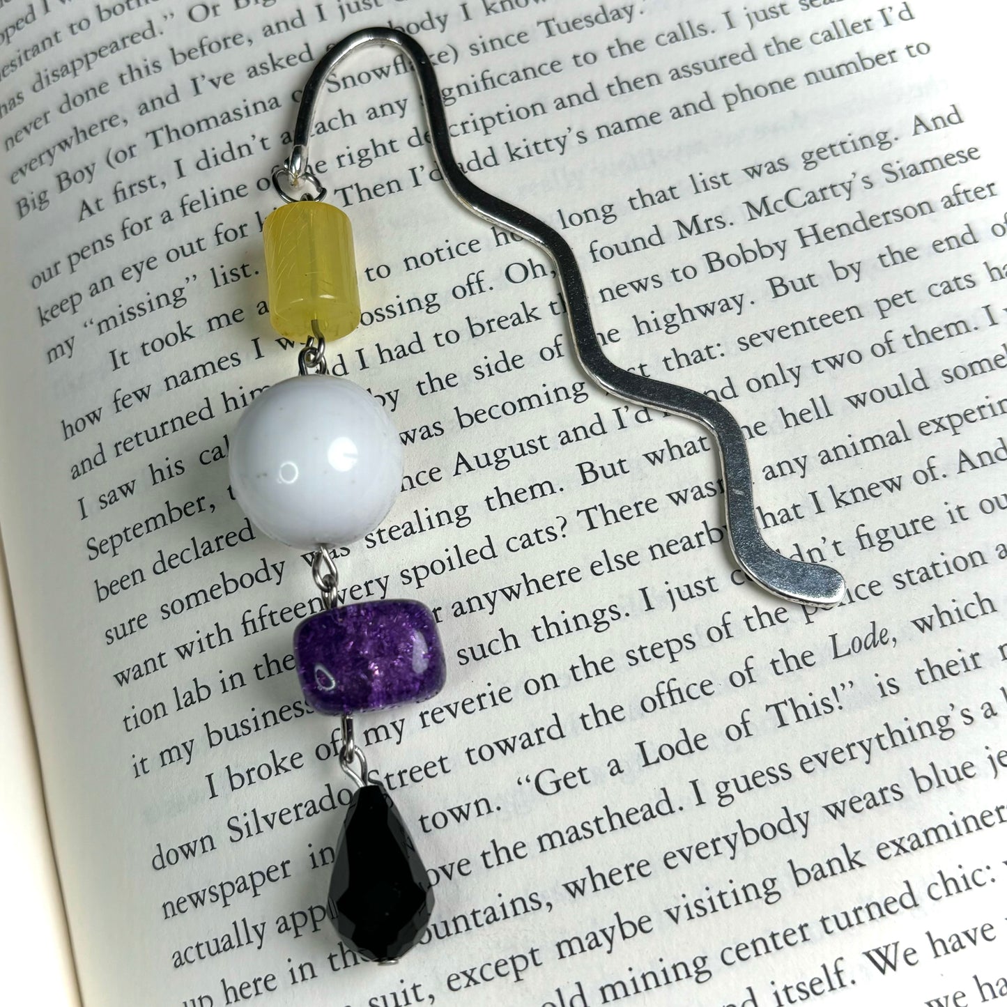 Shapely Bookmark